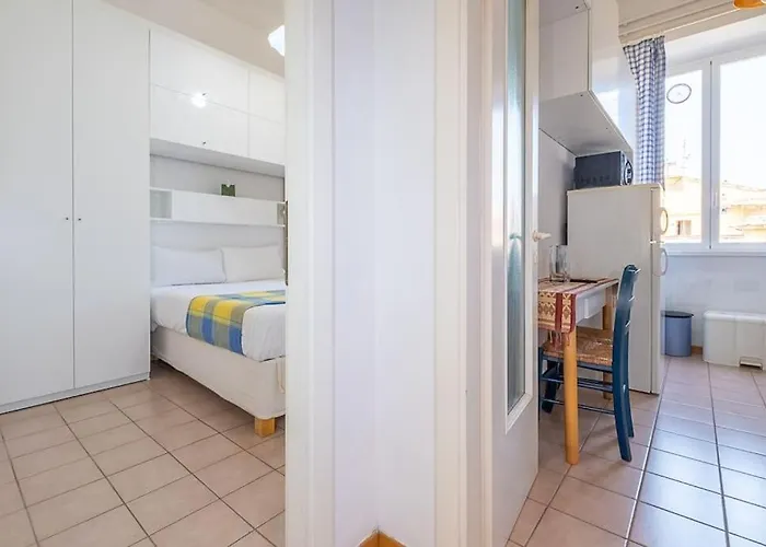 Ht Mama Bilo Vatican Area Appartement